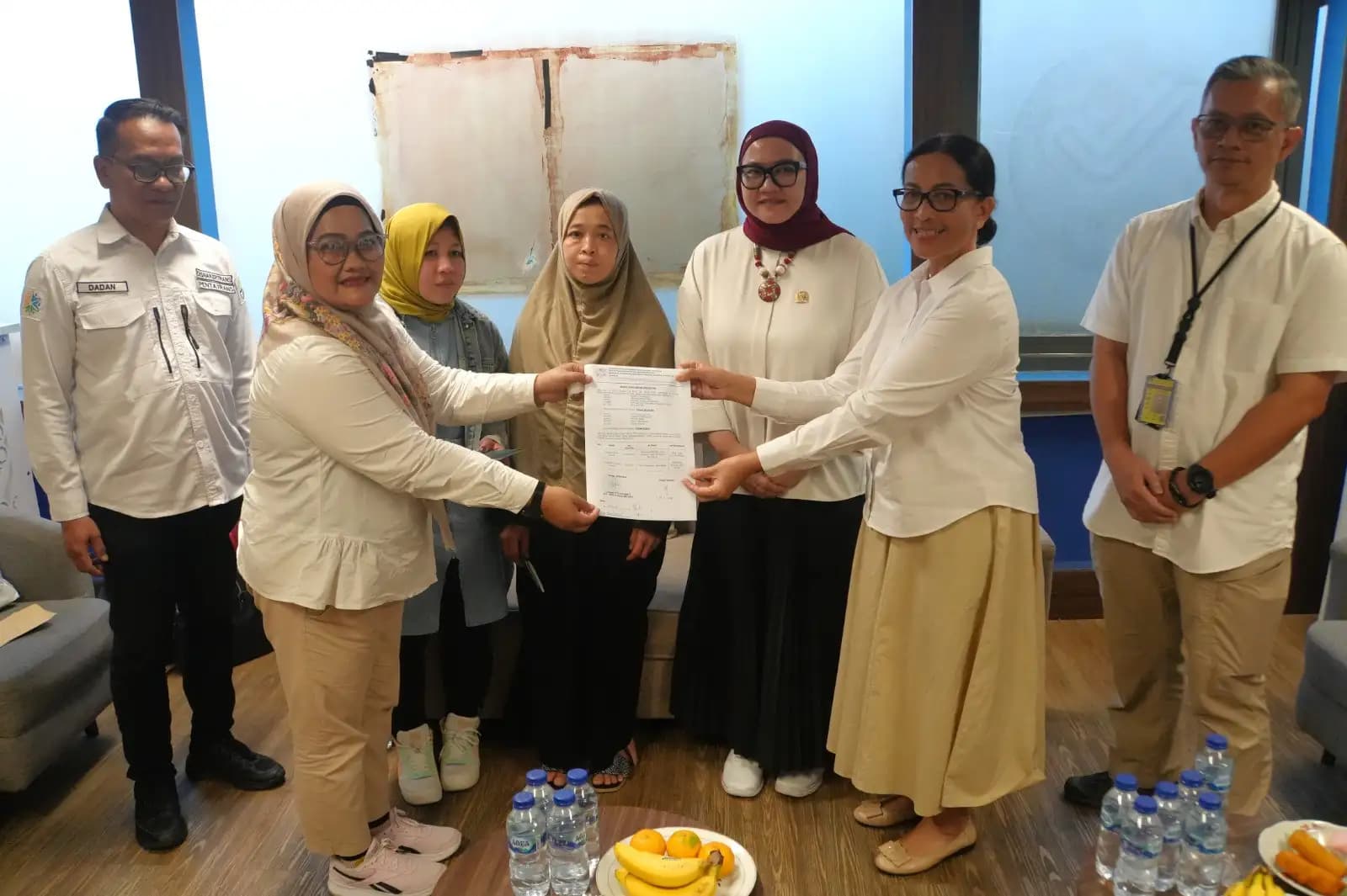 KemenP2MI Bersama Anggota Komite III DPD-RI Pulangkan Pekerja Migran Indonesia Terkendala Asal Turki
