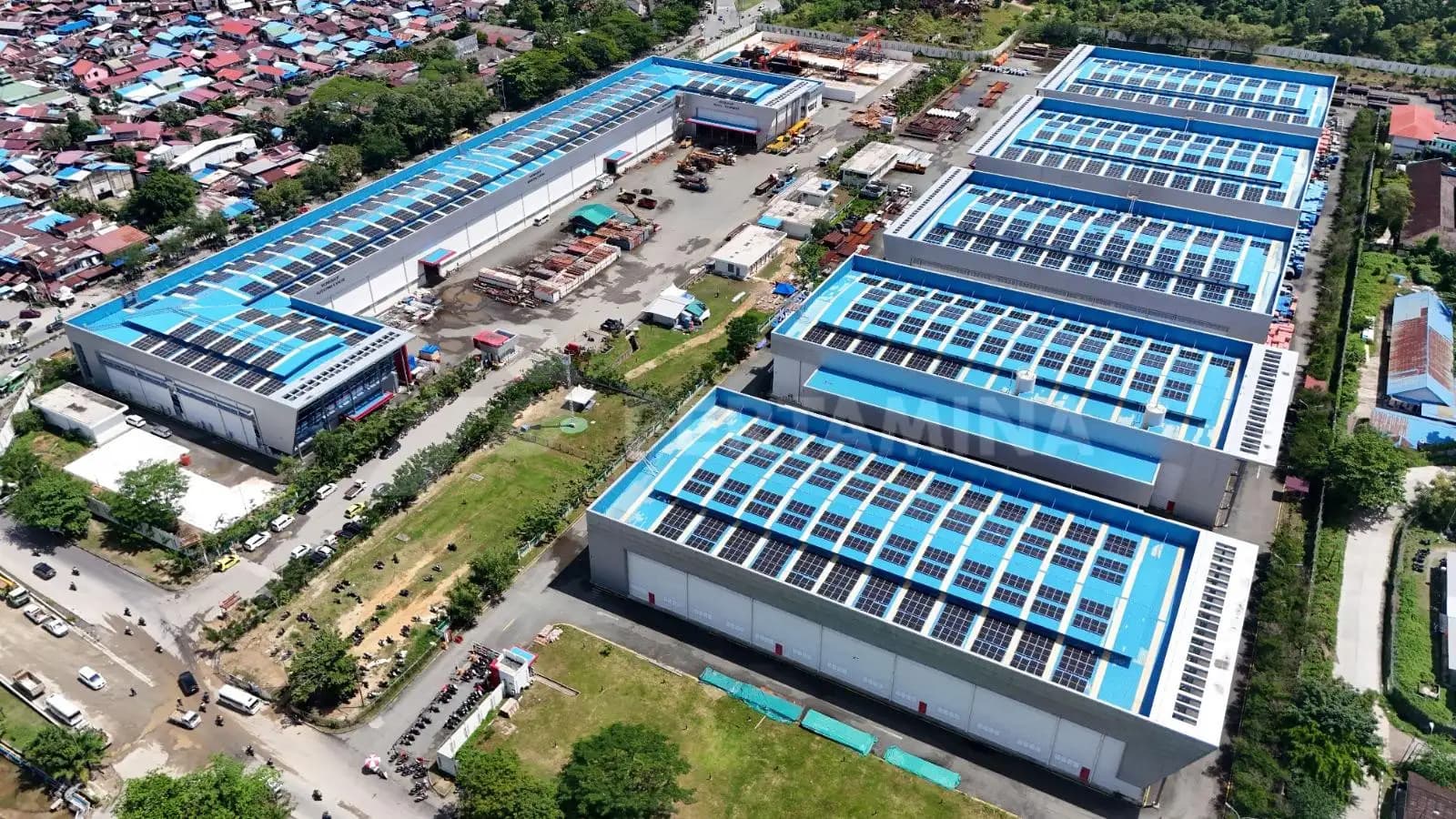 PLTS Atap Terbesar Milik Pertamina Diresmikan di Balikpapan 