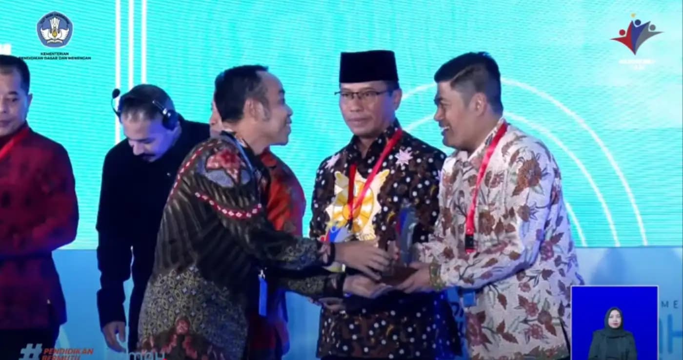 Disdikbud Kota Malang Raih SPM Pendidikan Terbaik