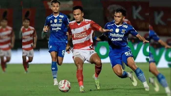 Persebaya Surabaya Sukses Rekrut Kembali Koko Ari, Upaya CLBK Hansamu Yama dan Rachmat Irianto Masih Berlanjut  