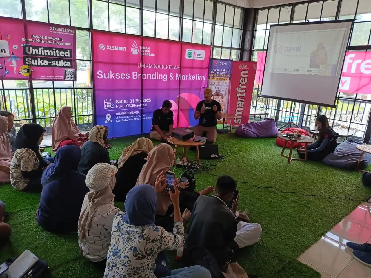 XLSMART Dorong UMKM Kota Batu Go Digital Lewat Workshop dan Kompetisi