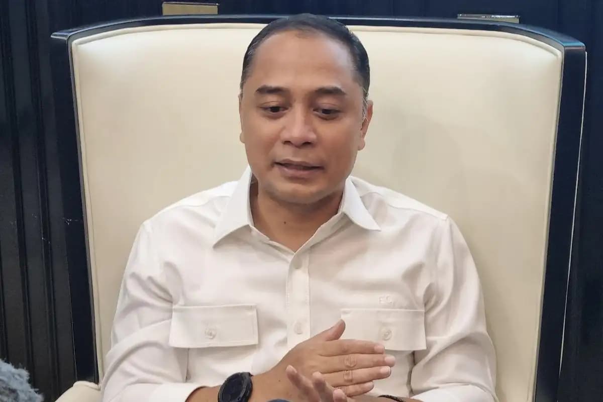 Eri Cahyadi Sukses Bujuk FSMI Batalkan Demo Soal Jukir Resmi di Surabaya  