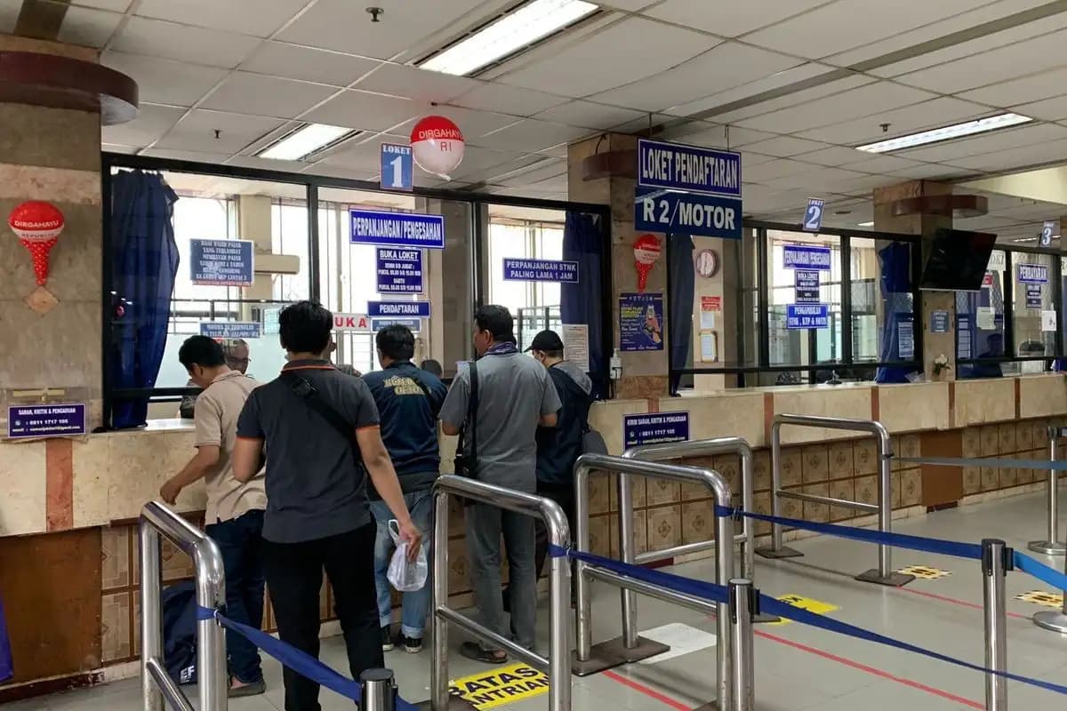 Pemutihan Pajak Kendaraan di DKI: Tunggakan Lebih Setahun Wajib ke Samsat Induk  