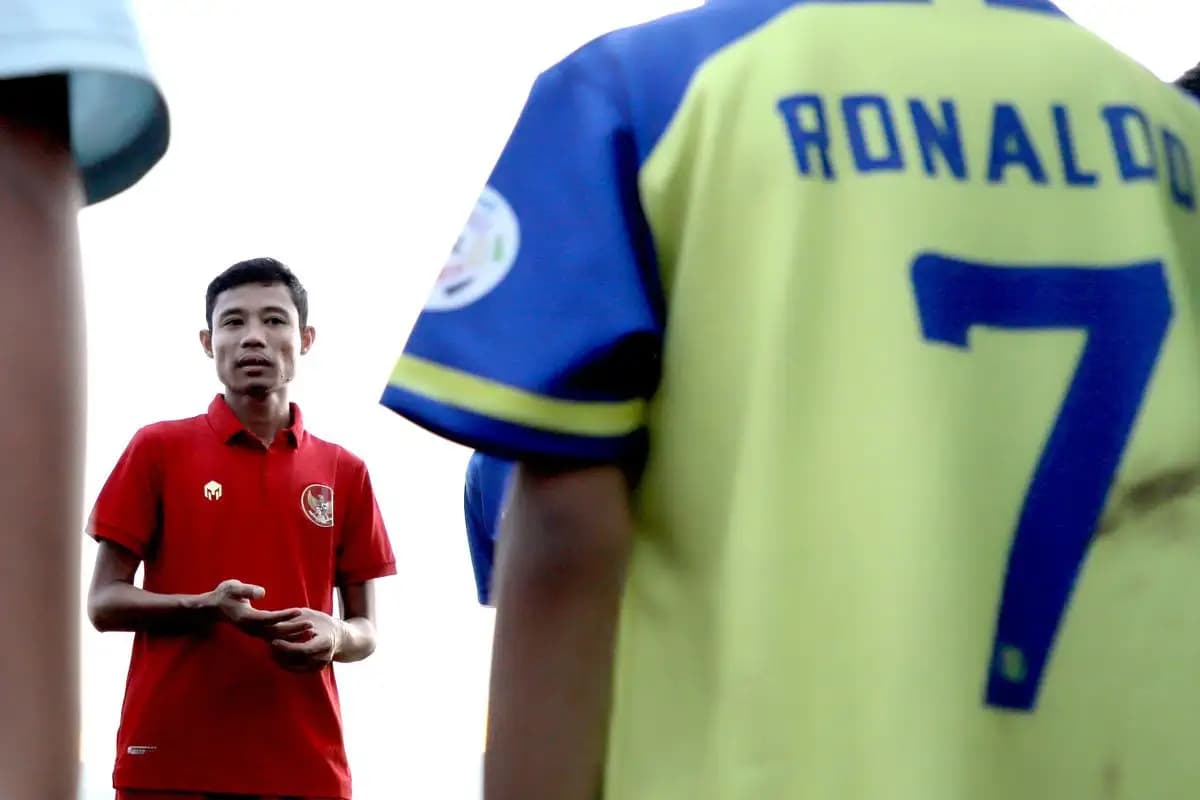 Evan Dimas Kembali ke Akar, Bina Bakat Sepak Bola di Tulungagung  