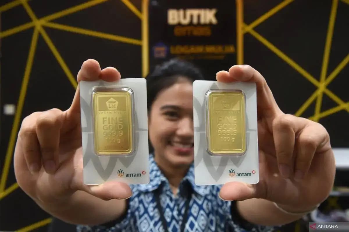 Harga Emas Antam Turun Rp10.000 per Gram pada 24 Juni 2025  