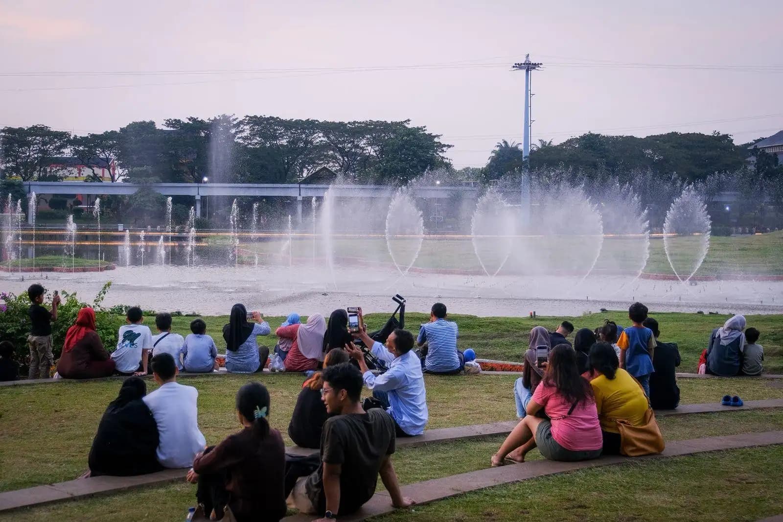 Wisatawan Padati TMII Selama Libur Sekolah, Target 200 Ribu Pengunjung