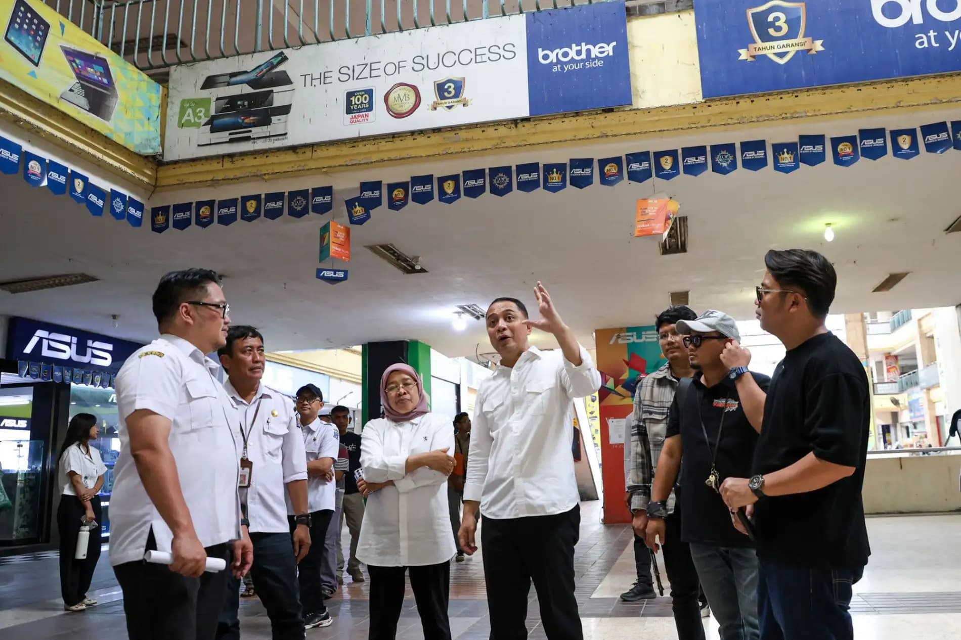Minimarket Tanpa Jukir Resmi di Surabaya Terancam Ditutup Mulai 1 Juli 2025