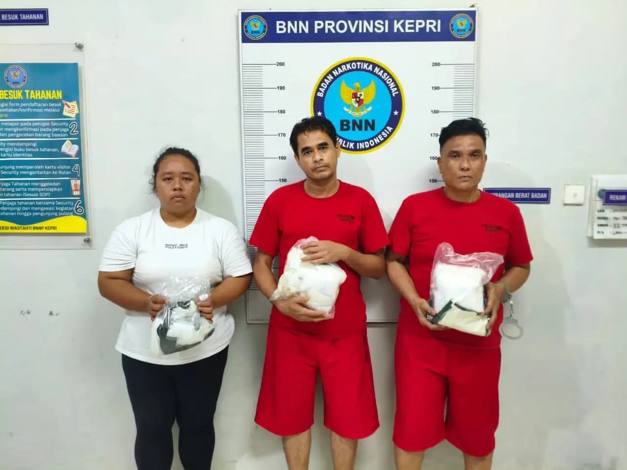 Tiga WNA Asal Malaysia Dibekuk di Bandara Tanjungpinang, Bawa 4 Kg Sabu