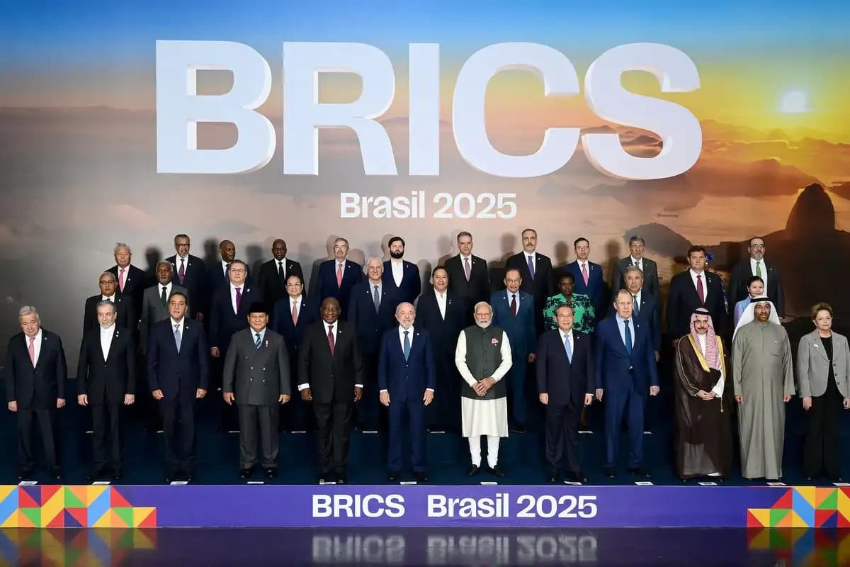 Prabowo Bahas Isu Lingkungan dan Kesehatan Global di Hari Kedua KTT BRICS  