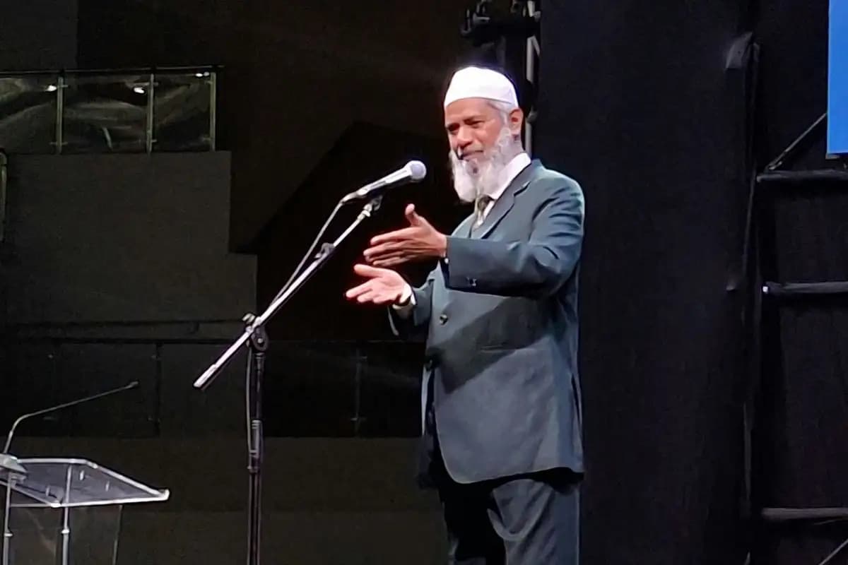 Ceramah Zakir Naik di Malang Tetap Berlangsung 10 Juli 2025 Meski Ada Penolakan  