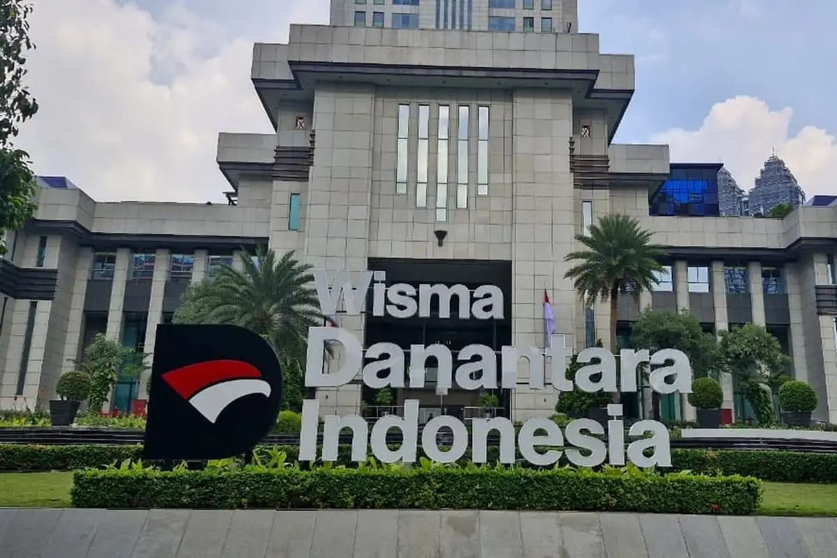 Danantara Gandeng JBIC Jepang untuk Pendanaan Proyek Energi Hijau dan Digital  