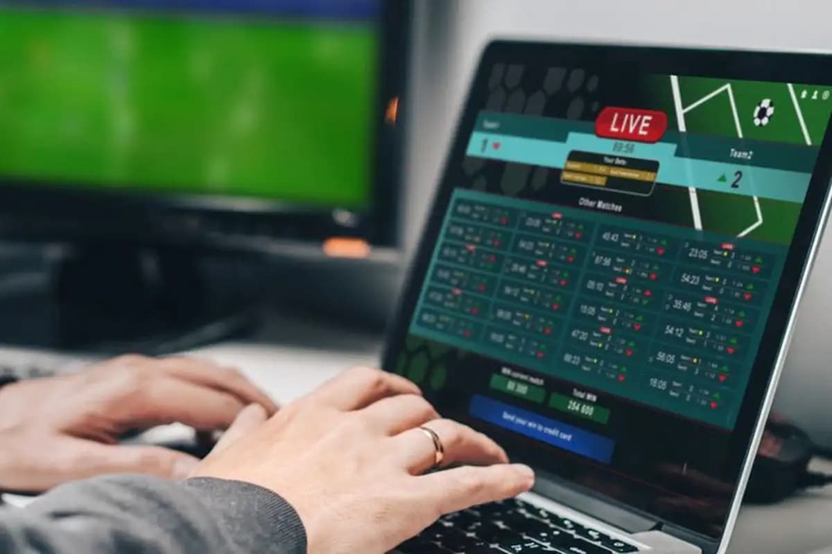 MUI Dukung Pencabutan Bansos bagi Penerima yang Main Judi Online  