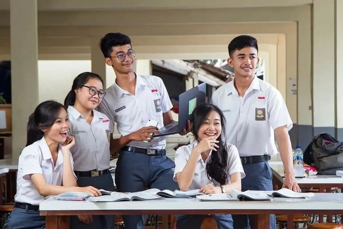 Mendikdasmen Ingatkan Pentingnya Kesantunan dan Saling Menghormati Selama MPLS 2025  