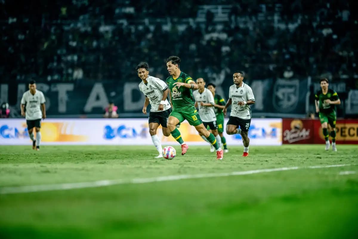 Gol Bruno Moreira Antar Persebaya Kalahkan PSS 1-0 di GBT
