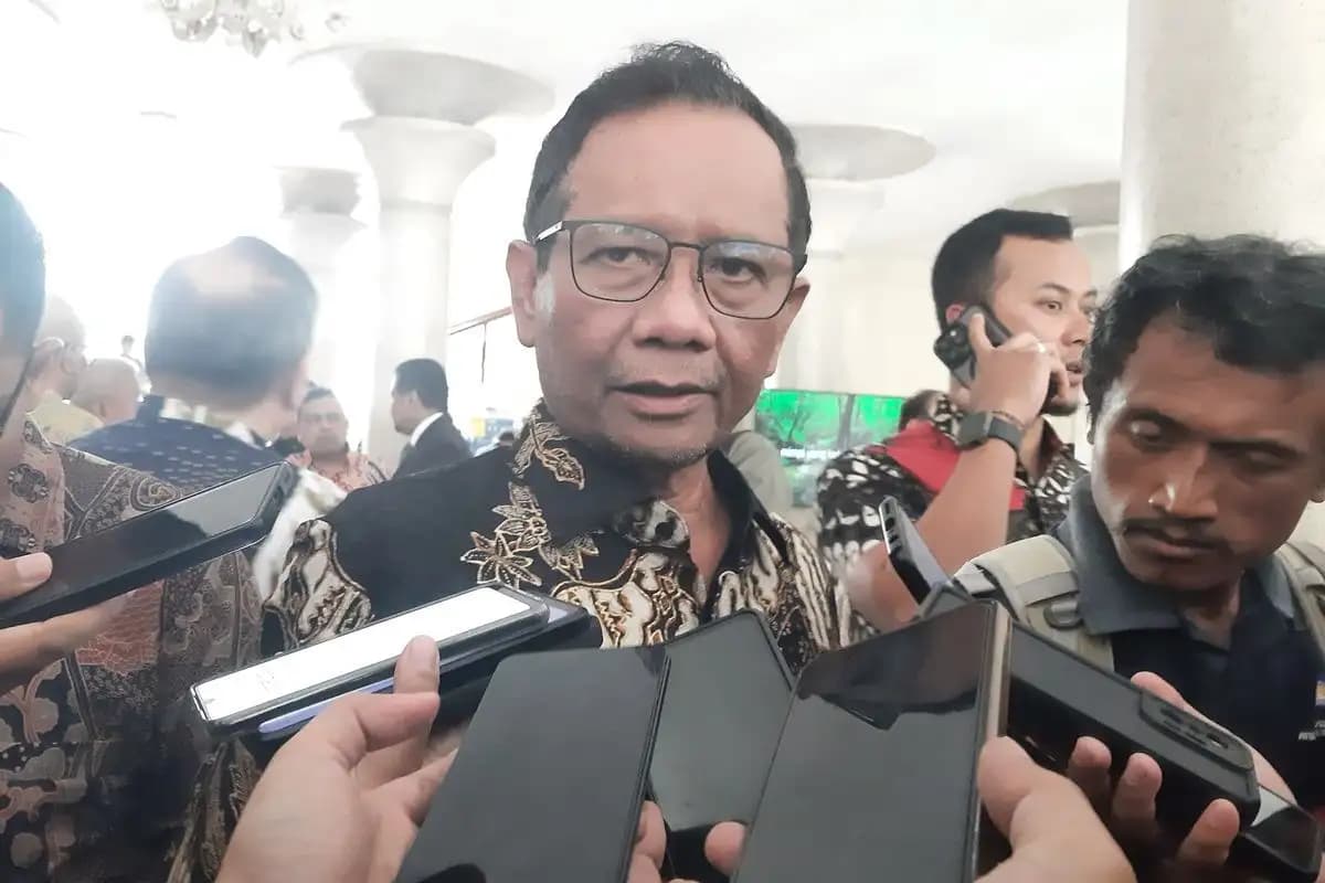 Mahfud MD Kritik Vonis Tom Lembong: Tidak Ada Niat Jahat dalam Kasus Impor Gula  