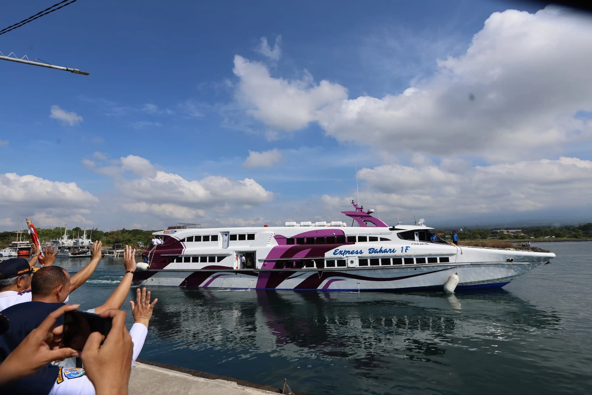 Kapal Cepat Banyuwangi–Denpasar Resmi Beroperasi, Waktu Tempuh Hanya 2,5 Jam