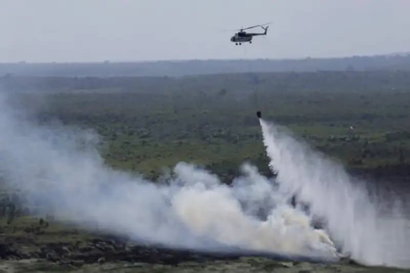 Riau Darurat Karhutla, 207 Titik Api Terpantau, Satgas Udara Kerahkan Helikopter dan Pesawat Modifikasi Cuaca