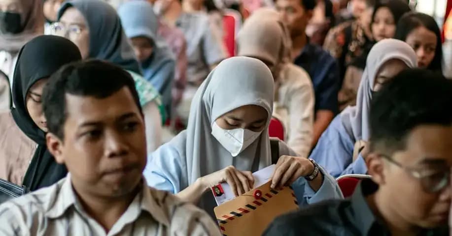 Relaksasi Impor Picu PHK 2 Juta Buruh, Kemenperin Klaim Industri Tetap Ekspansif