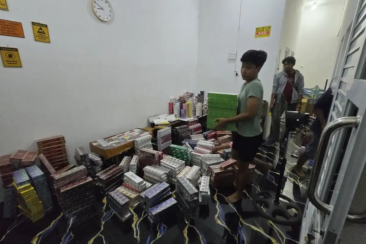 Pemuda di Madiun Didenda Rp 326 Juta Atas Penjualan Ratusan Ribu Batang Rokok Ilegal