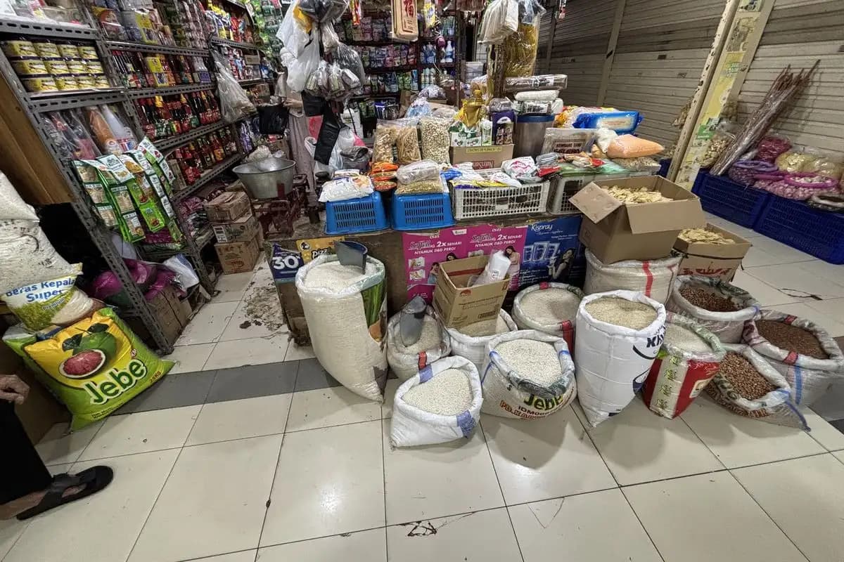 Harga Beras Premium Sentuh Rp 22.000 per Kg, Pasokan di Pasar Tradisional Menipis