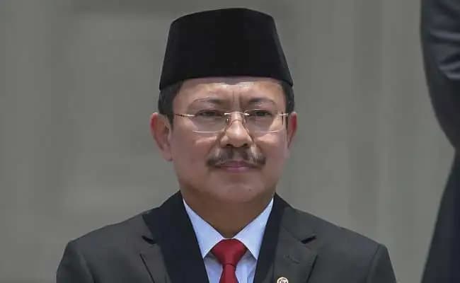 Mantan Menkes Terawan Terima Bintang Mahaputera dari Presiden Prabowo atas Jasa Penanganan Pandemi