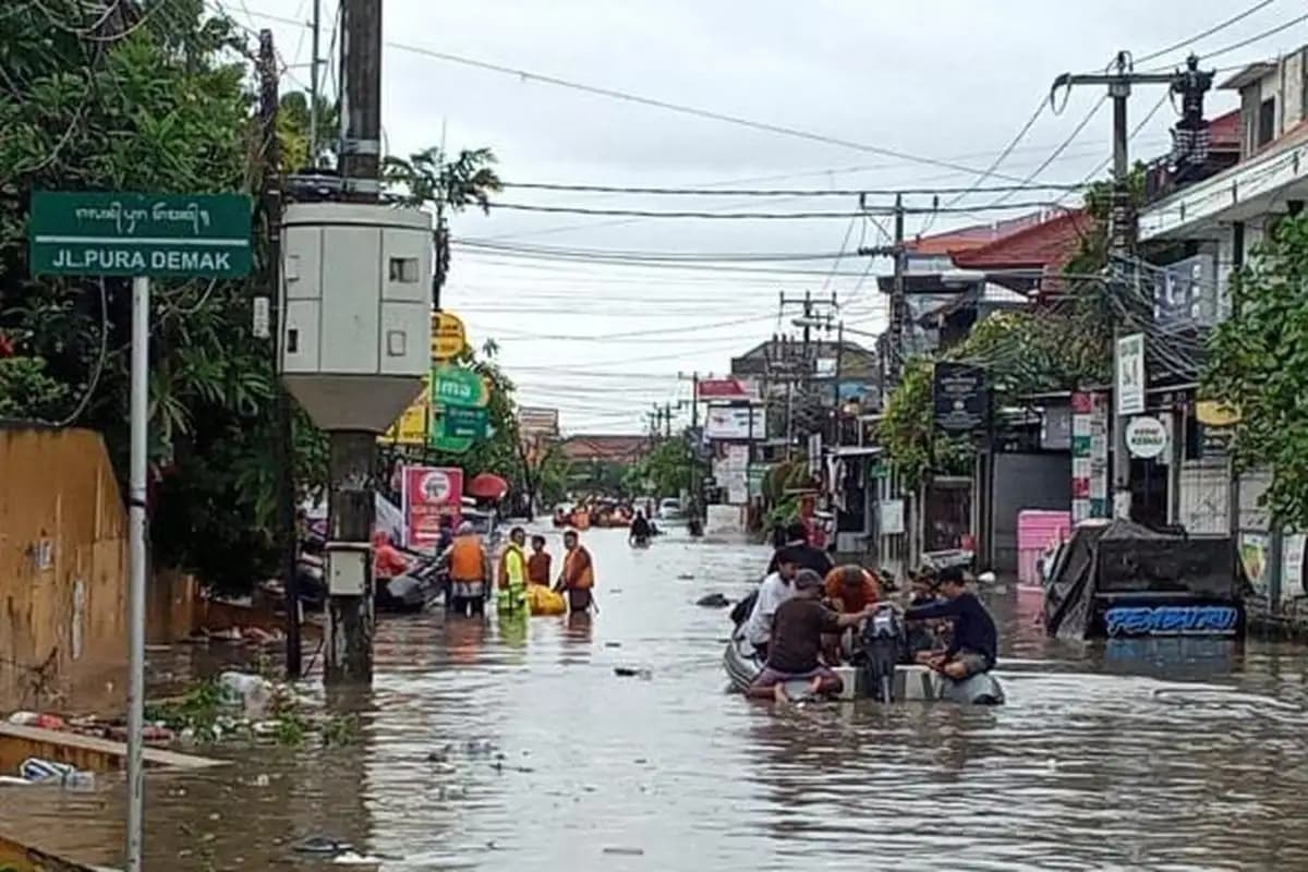 Bali Diguyur Hujan Lebat, Wagub Giri Prasta Ajukan Operasi Modifikasi Cuaca