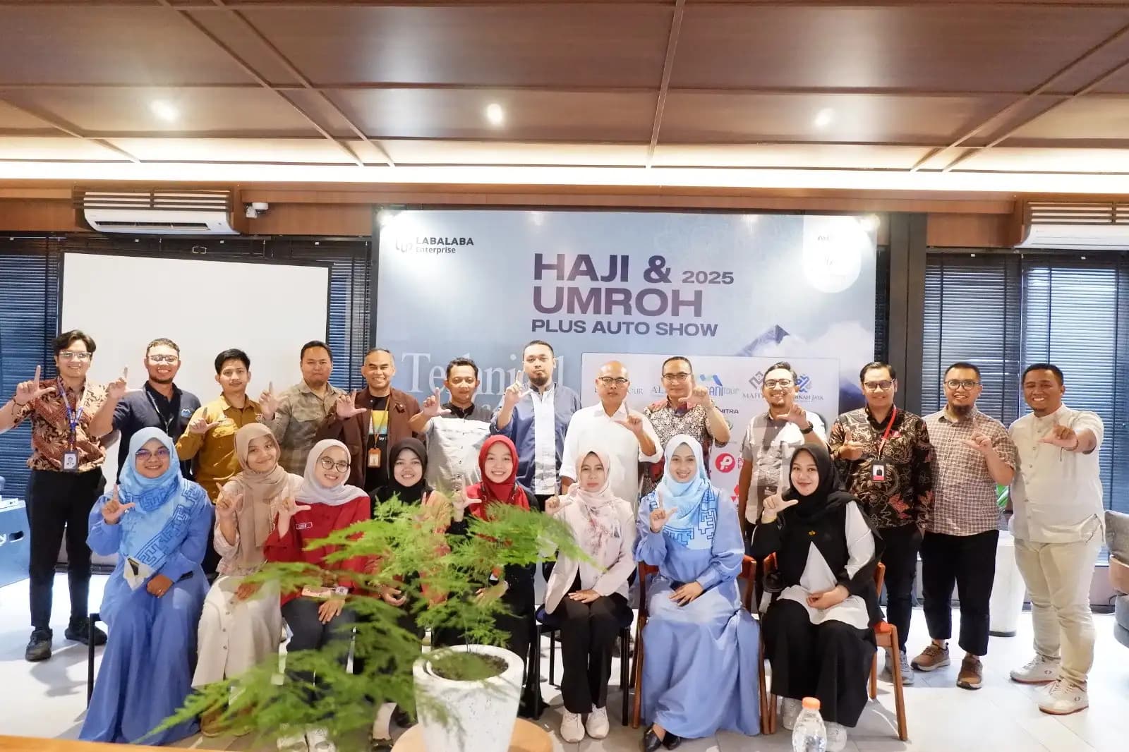 19 Booth Haji & Umroh Plus Auto Show 2025 Siap Beri Penawaran Terbaik