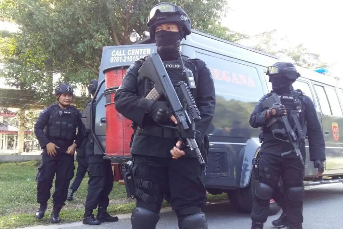 Densus 88 Amankan Empat Simpatisan ISIS di Sumbar dan Sumut, Satu Ditangkap Saat Beli Sarapan