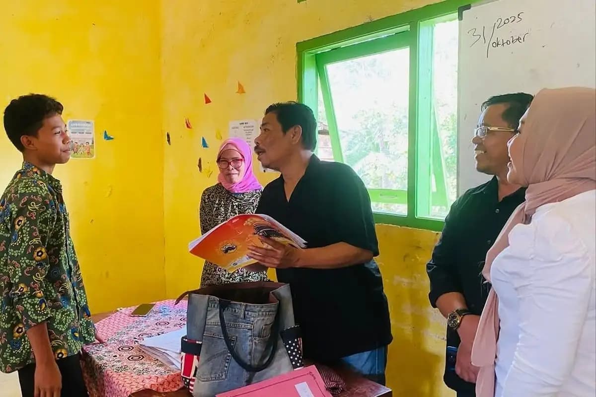 16 Guru Honorer di Bengkulu Digaji Rp 12.000 Per Jam dari Urunan Wali Murid