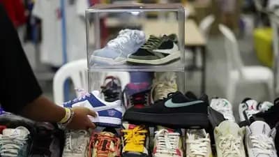 Aliansi Serikat Buruh Sebut 2.200 Pekerja Pabrik Sepatu Nike Kena PHK pada Oktober 2025