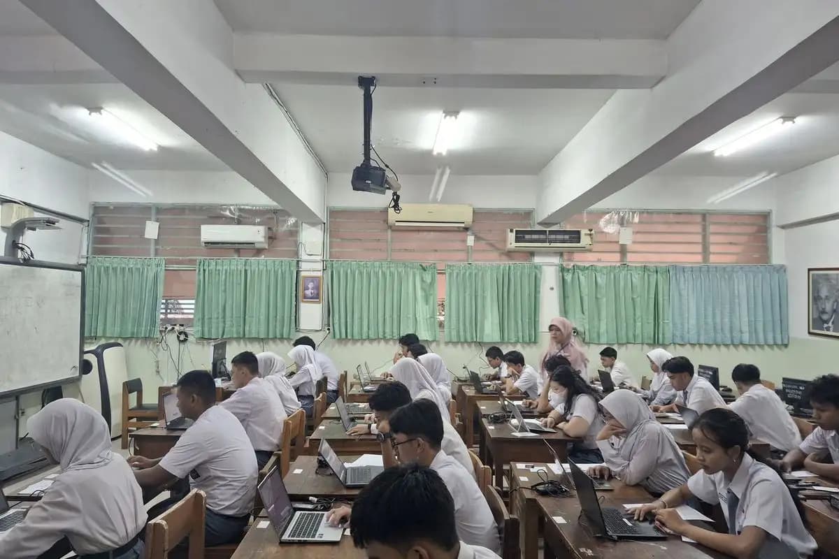 Siswa Keluhkan Soal Matematika TKA SMA 2025 Paling Sulit dan Waktu Terlalu Singkat