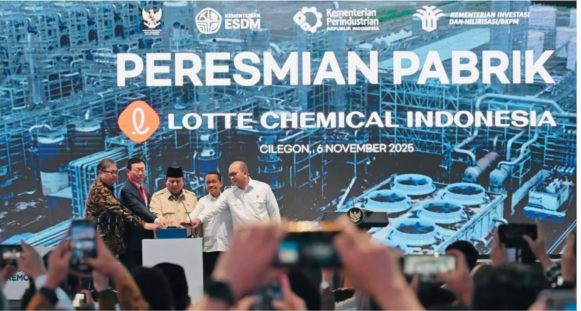 Presiden Prabowo Resmikan Pabrik Petrokimia Lotte Chemical Indonesia di Cilegon Senilai Rp62,4 Triliun