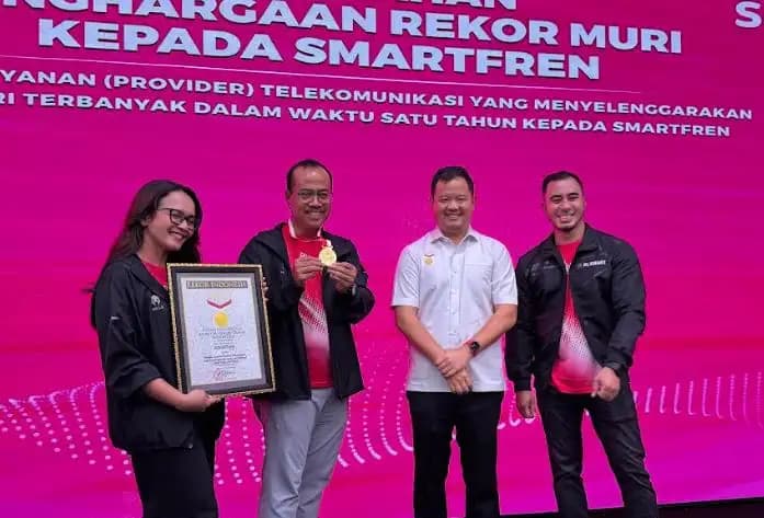 SMARTFREN Catat Rekor Nasional Sebagai Penyedia Layanan Telekomunikasi  Penyelenggara Ajang Lari Terbanyak dalam Setahun