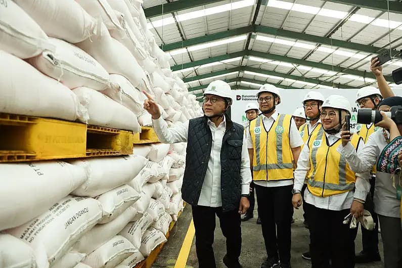 Dukung Perubahan Skema Subsidi Pupuk, Menko Pangan: Pupuk Indonesia Siap Revitalisasi Pabrik Tua