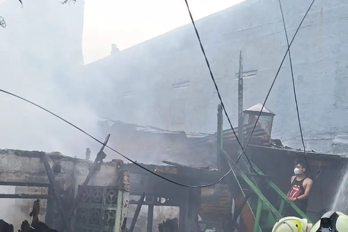 Kabel SUTET Putus Picu Kebakaran di Palmerah, 50 Rumah Ludes dan 350 Warga Mengungsi