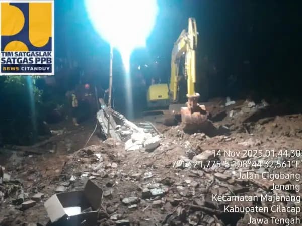 Kementerian PU Kerahkan 15 Alat Berat Tangani Longsor Cilacap, 520 Personel Gabungan Diterjunkan