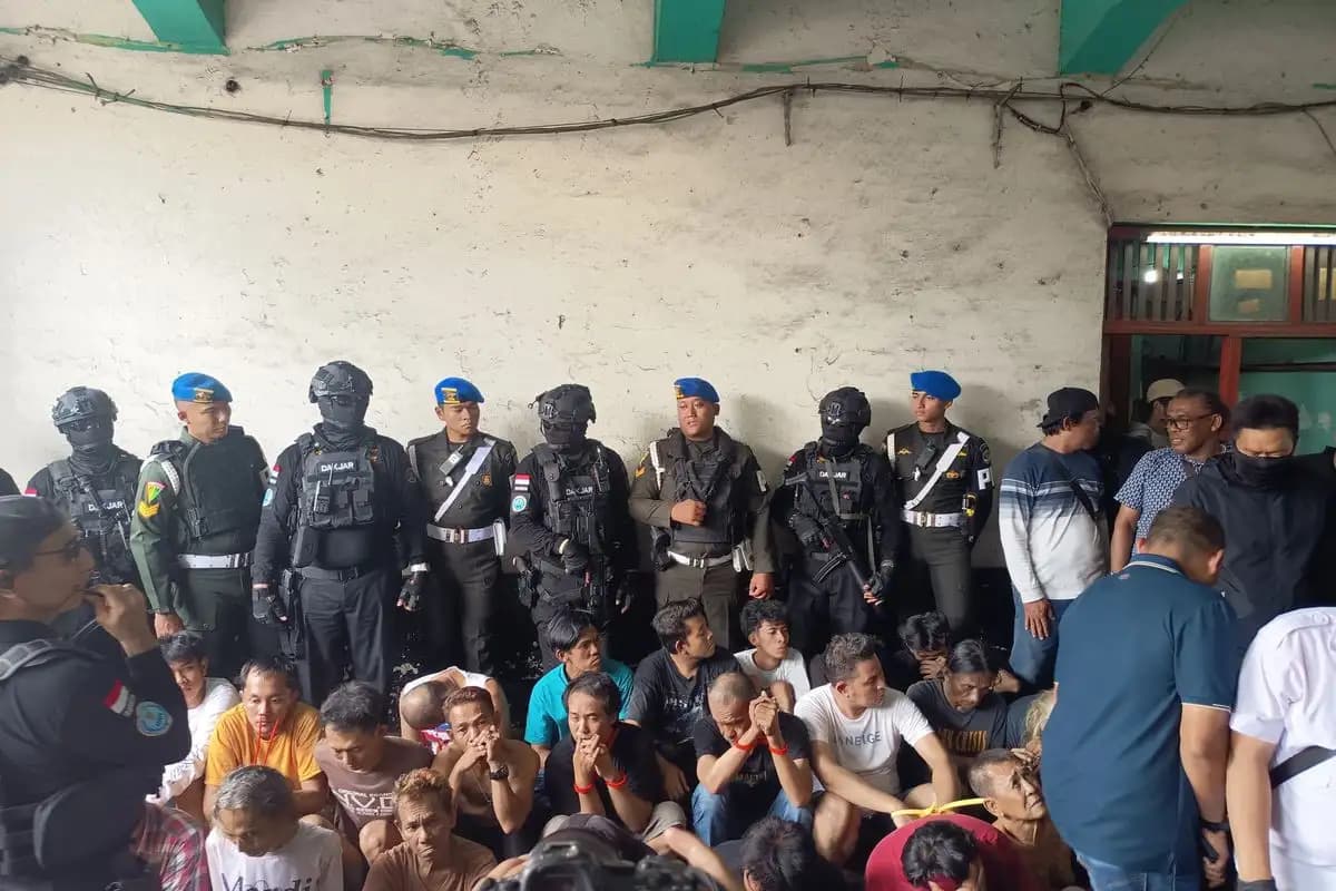 BNN Gerebek Berlan Matraman, 24 Pengedar dan Satu Bandar Narkoba Ditangkap