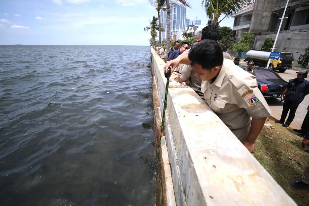 Pemprov DKI Pastikan Tanggul Pantai Mutiara Aman, Percepatan Pembangunan NCICD Terus Berjalan