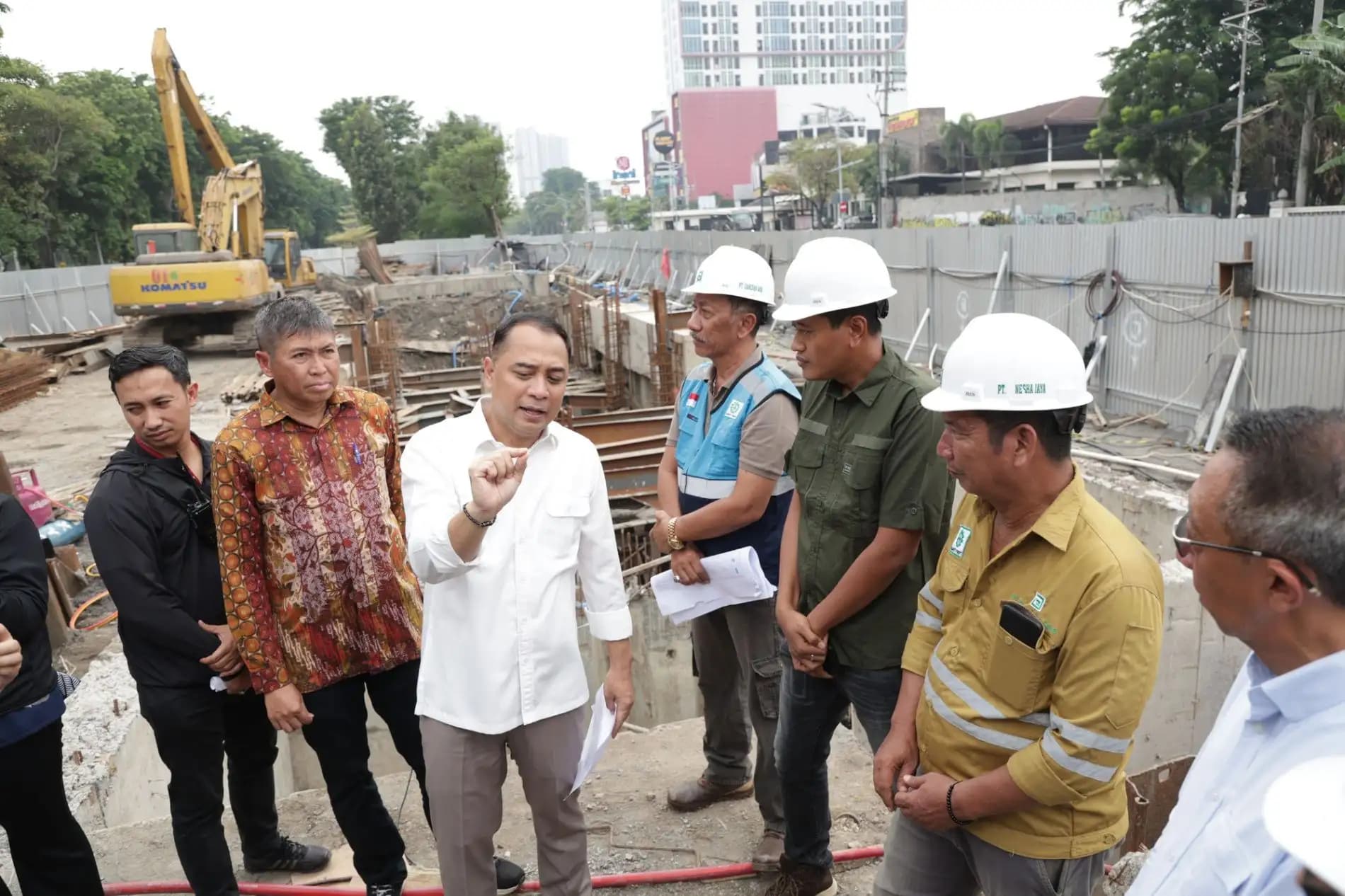 Wali Kota Surabaya Sidak Enam Proyek Rumah Pompa, Temukan Pengerjaan Molor dari Target