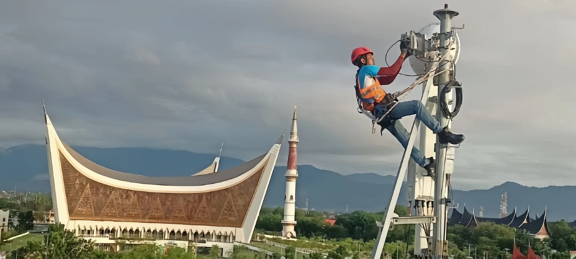 Liburan Natal dan Tahun Baru 2026, Trafik Data XLSMART Mengalami Kenaikan