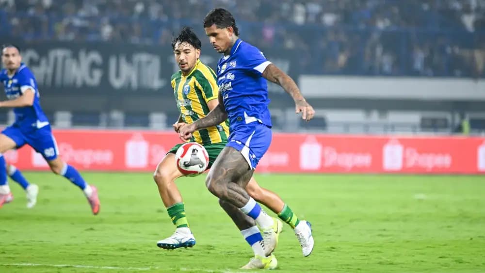 Bojan Hodak Benahi Lini Depan Jelang Lawan Persis Solo