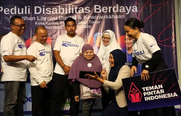 XLSMART Gelar Pelatihan Literasi Digital dan Kewirausahaan Untuk Disabilitas di Kediri