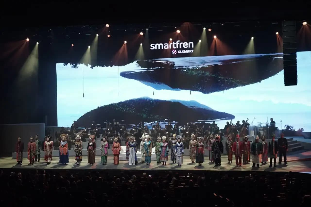 Rayakan Cinta untuk Indonesia via Musik, Seni, dan Teknologi Digital di Smartfren Malam 100 Cinta 2025