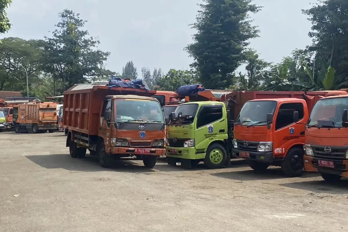 Sopir Truk Sampah Desak Fasilitas Istirahat di Bantargebang Usai Rekan Meninggal Kelelahan